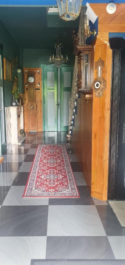 Dom Pod Orlimi Skalami - Blisko Zamku Czocha Apartment Lesna Ngoại thất bức ảnh