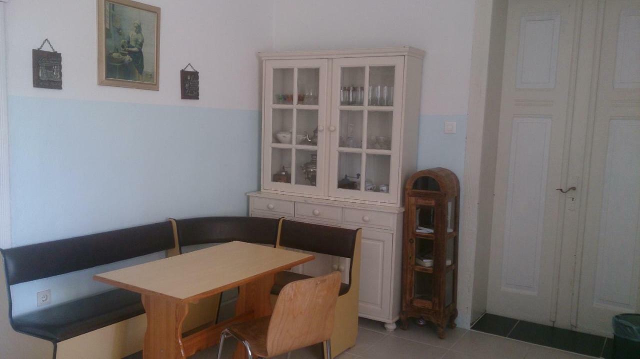 Dom Pod Orlimi Skalami - Blisko Zamku Czocha Apartment Lesna Ngoại thất bức ảnh